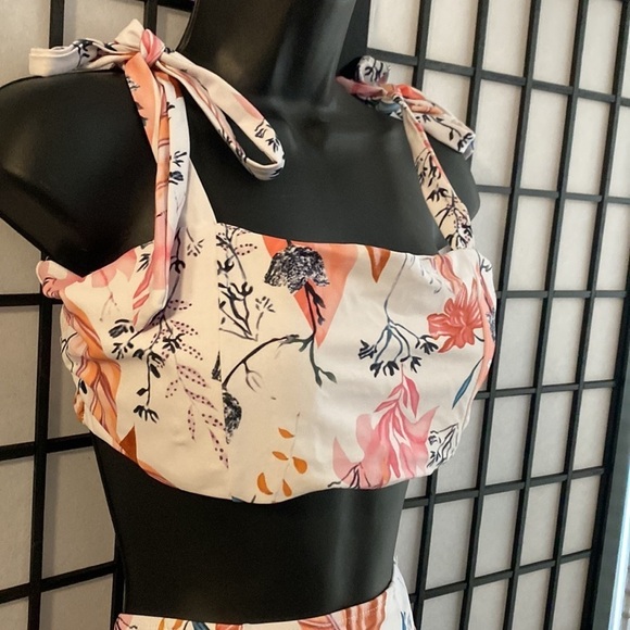 Shein Swimwear 2 piece shein - Picture 4 of 6